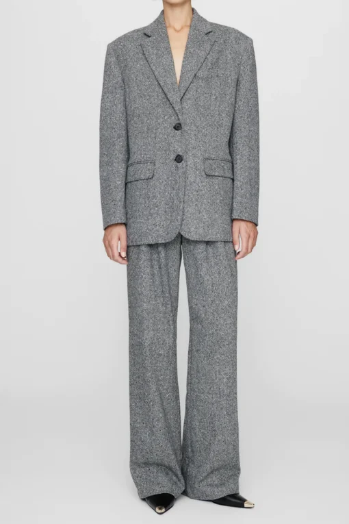 Blazer Quinn