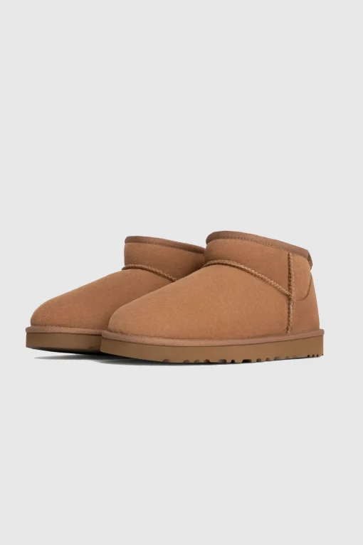 Boot Classic Ultra Mini
