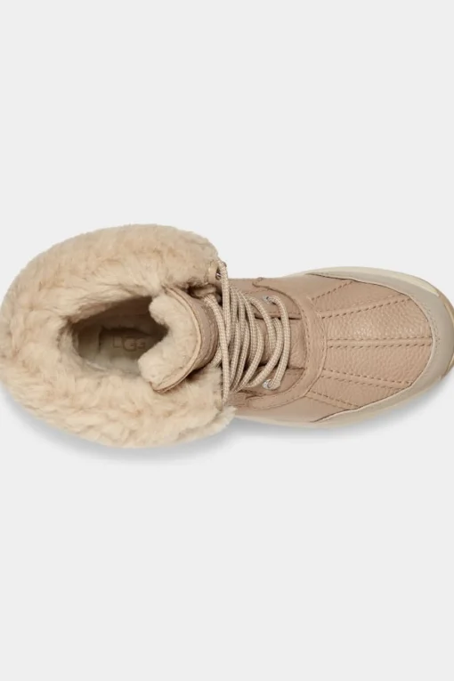 Boots Adirondack