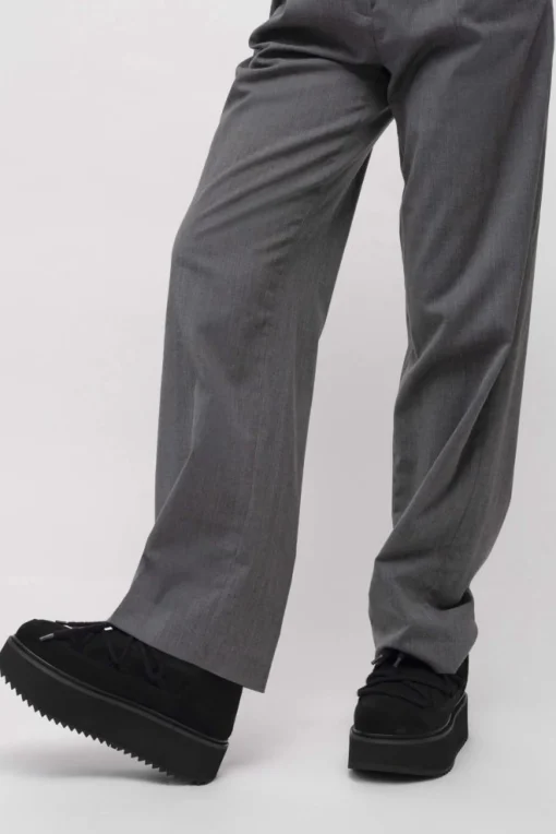 Boots Classic Low Platform