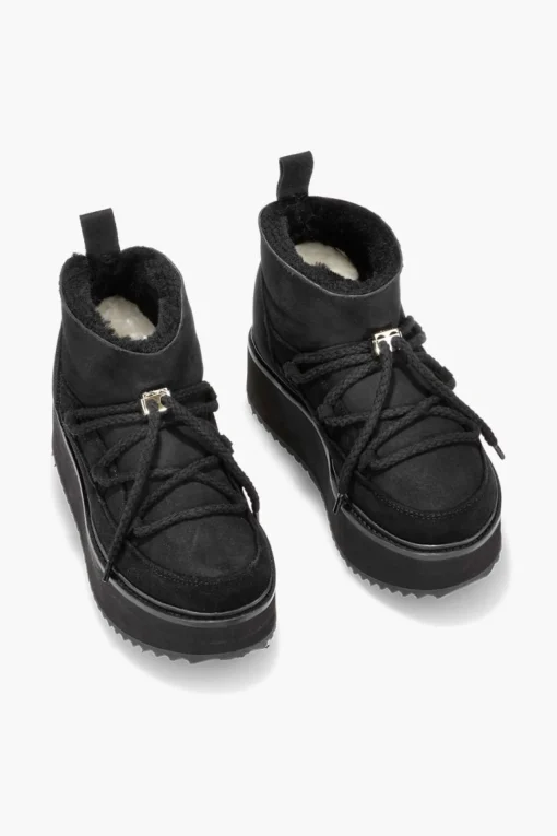 Boots Classic Low Platform