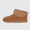 Boots Classic Ultra Mini Maxi Curly