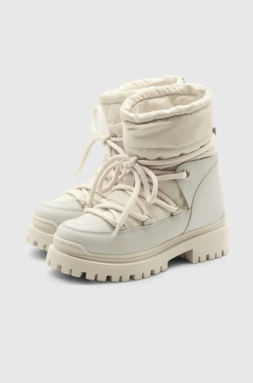 Boots Performance Bomber