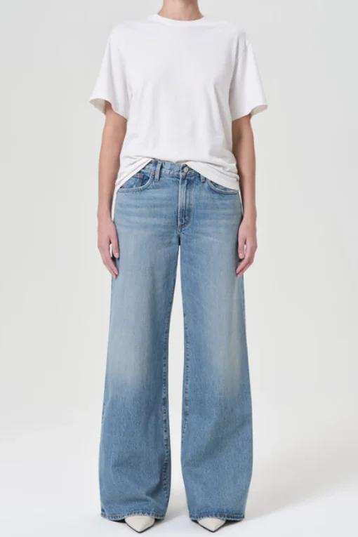 Clara Jeans Signal