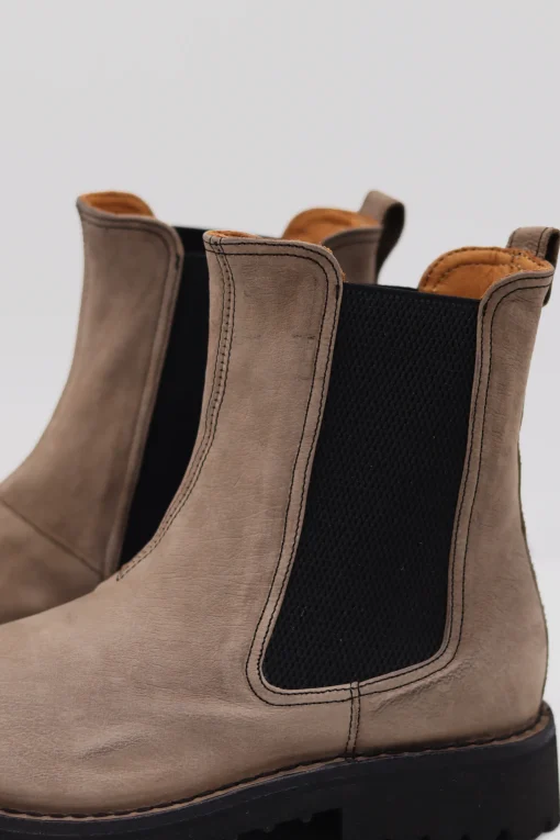 Eternity Massive Boots Creme