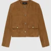 Jacke Gaya