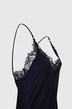 Kleid Feist