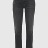 Lyle Stretch Jeans in Technique