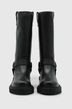 Mittelhohe Stiefel