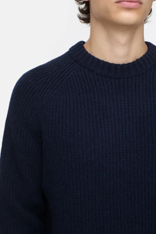Pullover Knitted