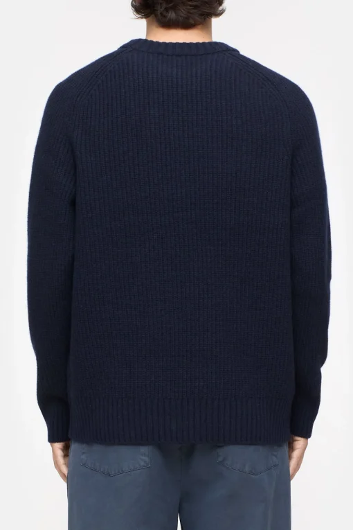 Pullover Knitted