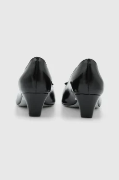 Pumps Moon