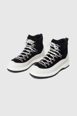 Roccia Vet Boots Black/ White