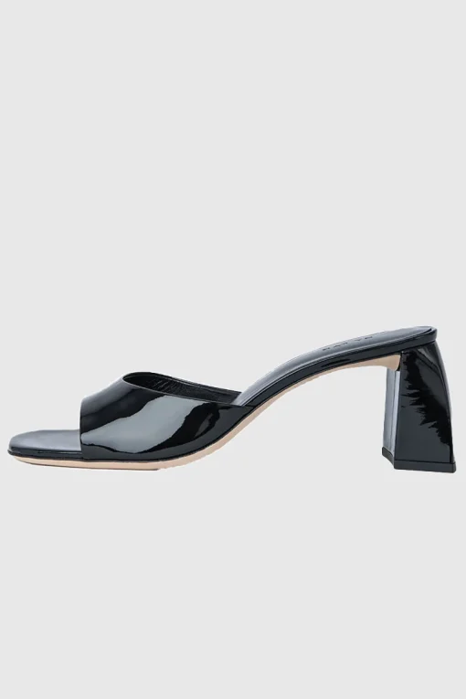 Romy Mule Black