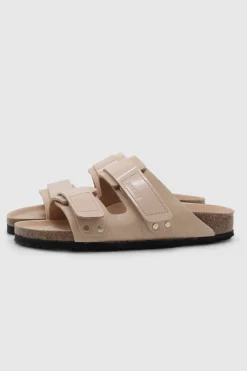 Sandalen Uji