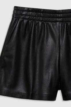 Shorts Kam