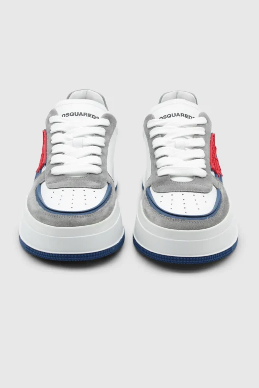 Sneaker Canadian