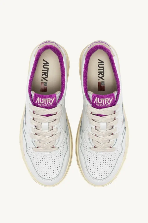 Sneaker Medalist W Low