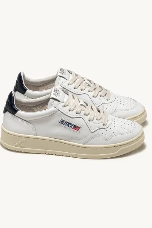 Sneaker Medialist M Low