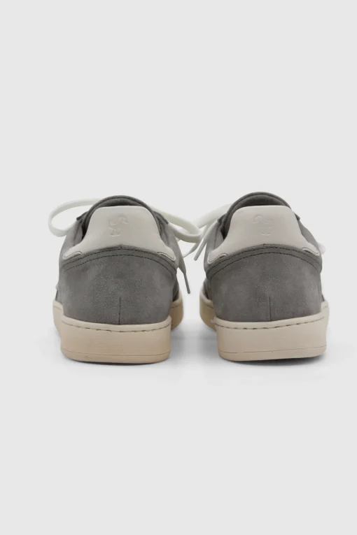 Sneaker Plumbeo
