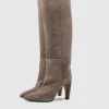 Stiefel Basket