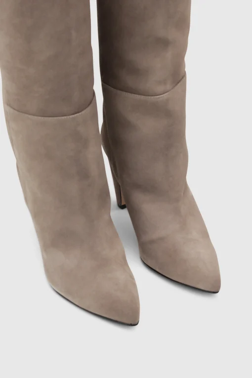 Stiefel Basket