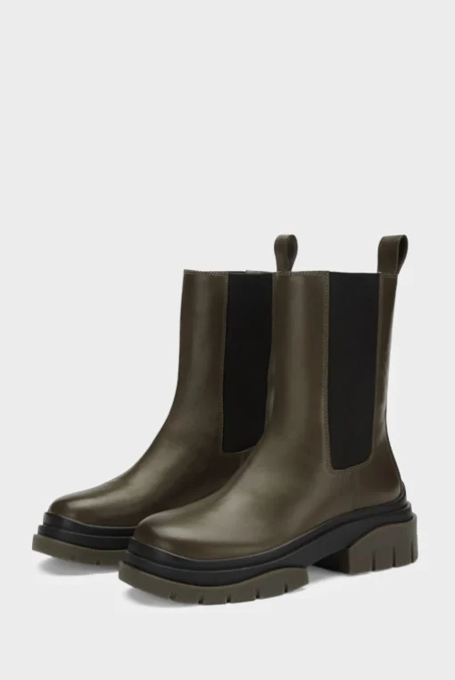 Storm Boots Mud
