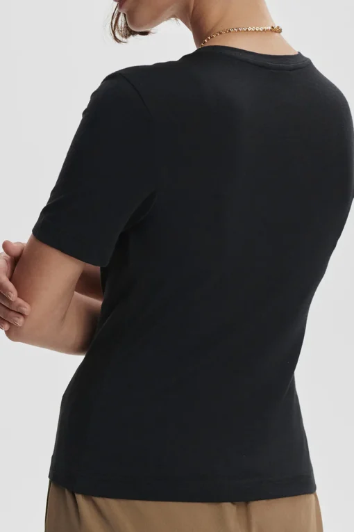 T-Shirt Regina Fitted