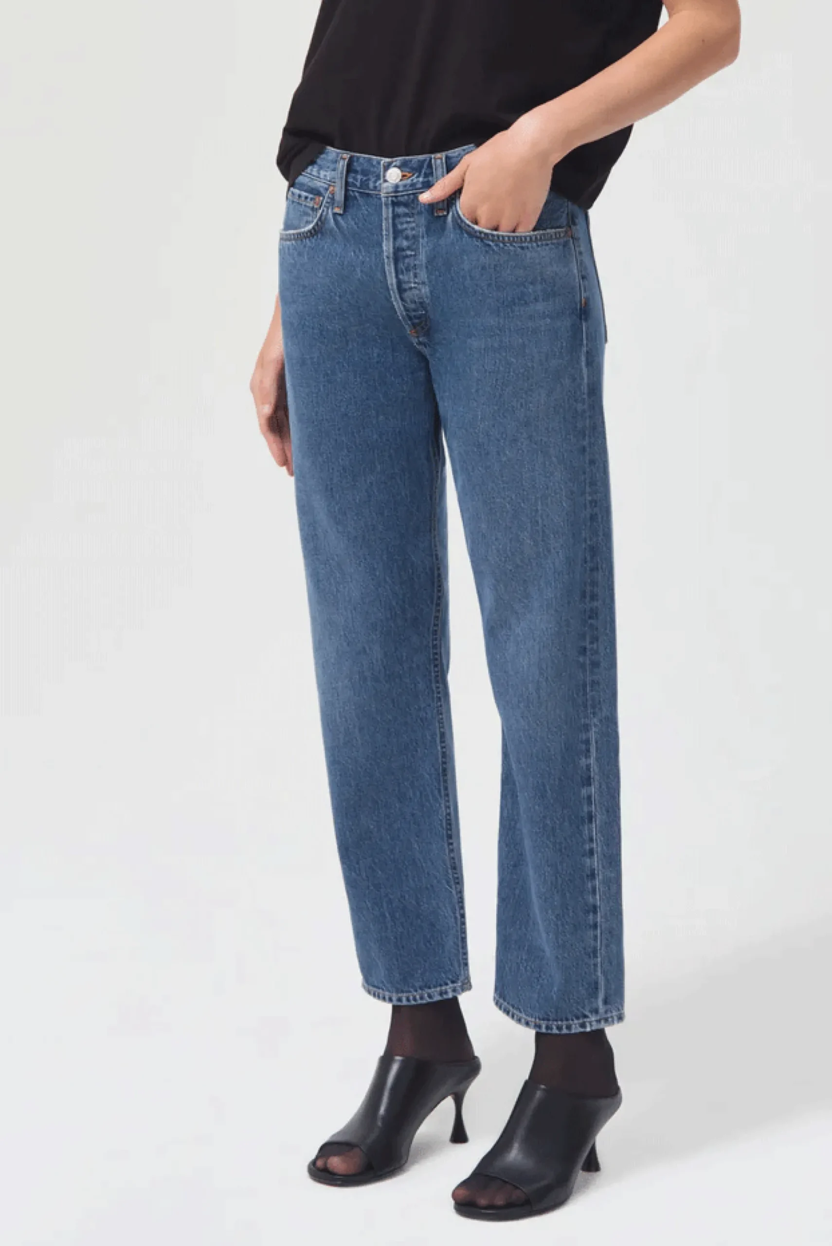 Wyman Low Rise Vintage Jeans in Vision